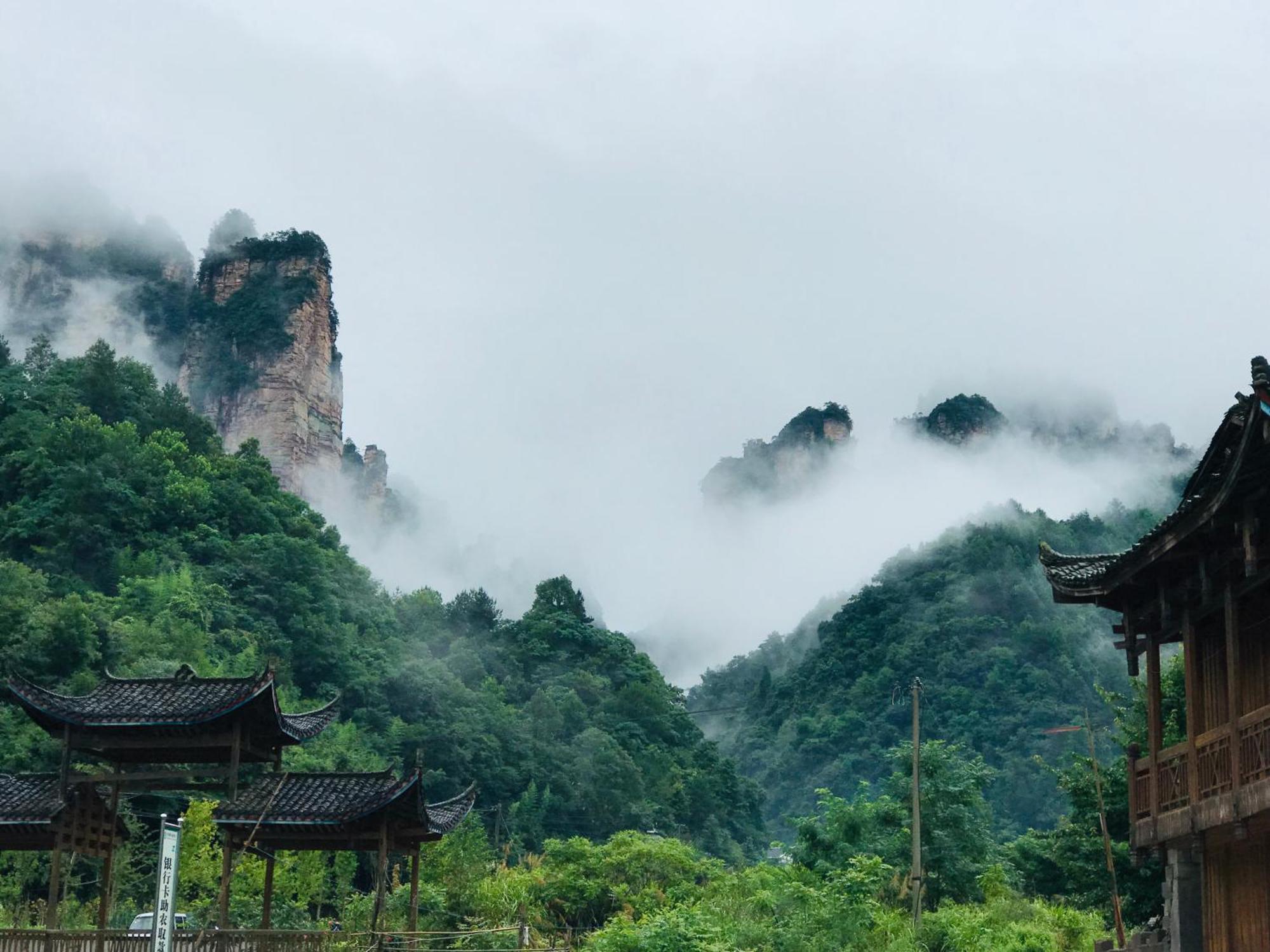 Tongfu Inn Zhangjiajie Buitenkant foto