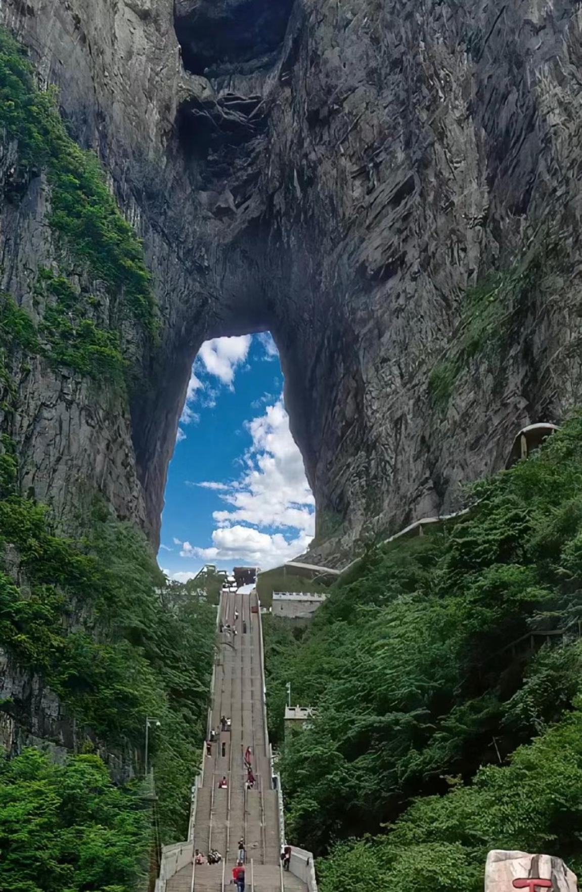 Tongfu Inn Zhangjiajie Buitenkant foto